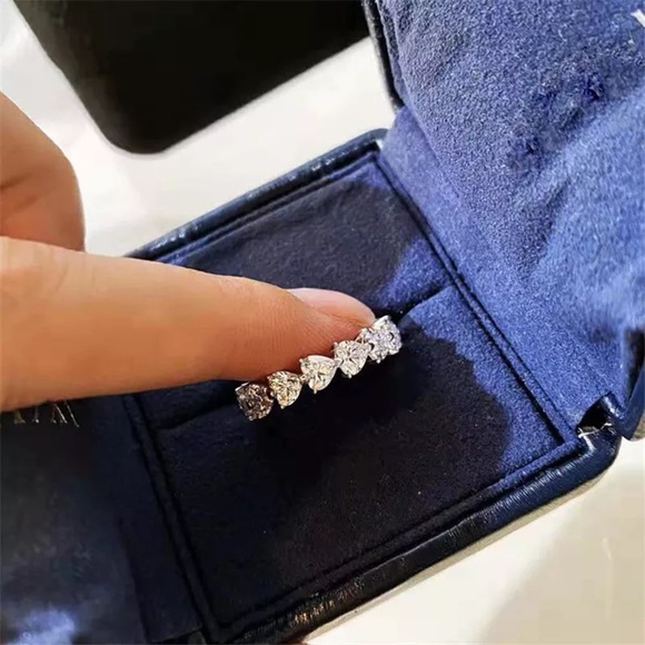 14k 3ct Heart Eternity Band - Picture 8 of 15